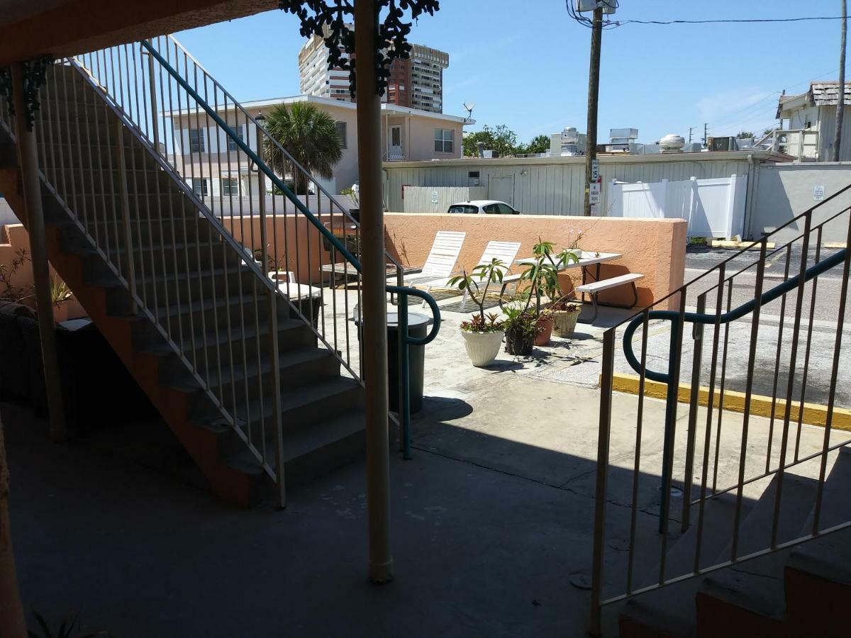 Michaels Siesta Motel Αγία Πετρούπολη Εξωτερικό φωτογραφία